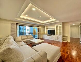 Beautiful 2 Bedroom Apartment in Phrom Phong