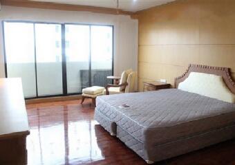 2 Bedroom Apartment in Thonglor