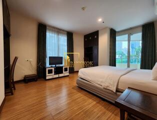 Sukhumvit City Resort  3 Bedroom Condo in Sukhumvit 11