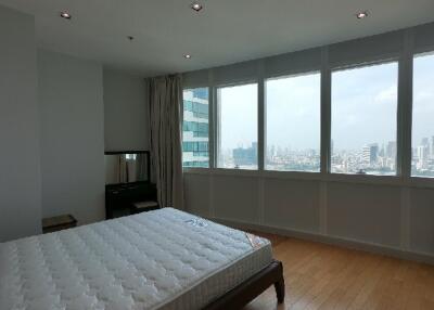 Millennium Residence  2 Bed Condo For Rent in Asoke