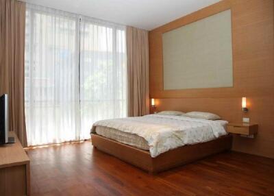 Domus  2 Bed Condo For Rent in Asoke