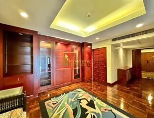 Baan Somthavil  Very Spacious 3 Bedroom Condo For Rent in Desirable Area