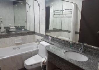 President Place  2 Bed Condo For Rent in Chidlom