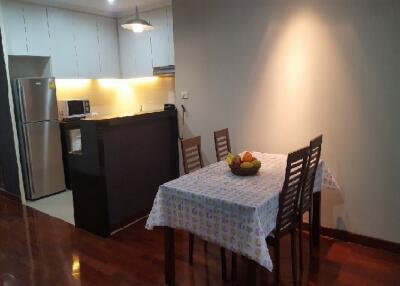 President Place  2 Bed Condo For Rent in Chidlom