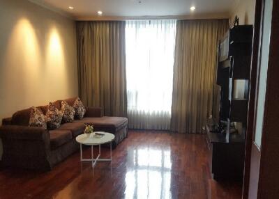 President Place  2 Bed Condo For Rent in Chidlom