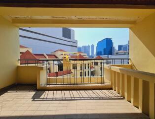 1 Bedroom Apartment For Rent in Phrom Phong