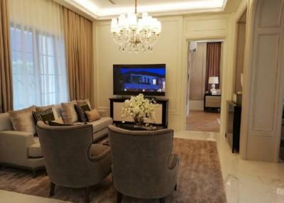 Baan Sansiri Pattanakarn  4 Bedroom House For Rent And Sale