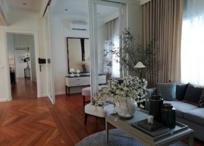 Baan Sansiri Pattanakarn  4 Bedroom House For Rent And Sale