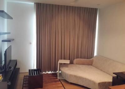 1 Bedroom For Rent in Siri at Sukhumvit, Thong Lo