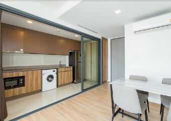 Taka Haus  2 Bed Condo For Rent in Ekkamai