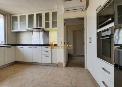 Hampton Thonglor  3 Bedroom Condo For Rent