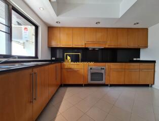 3 Bedroom Apartment For Rent in Phrom Phong