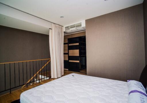 Emporio Place  1 Bedroom Duplex Condo For Rent And Sale