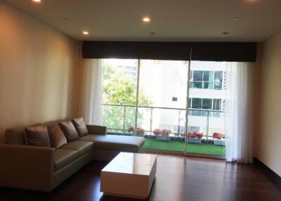 The Park Chidlom  2 Bedroom Condo For Rent