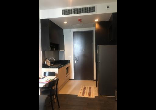 The Edge Sukhumvit 23  1 Bedroom For Rent