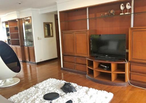 3 Bedroom Duplex Condo in Icon II Thong Lo