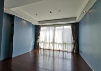 4 Bedroom Condo in Belgravia Residences Phrom Phong