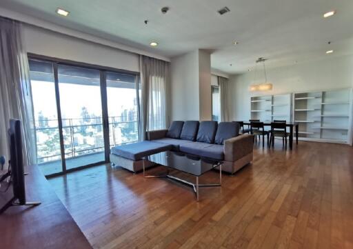 3 Bed Condo in The Madison Phrom Phong