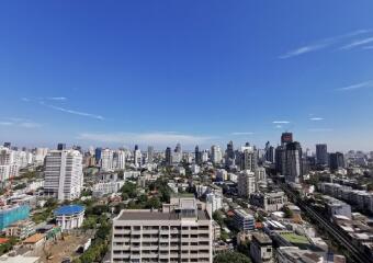 3 Bed Condo in The Madison Phrom Phong