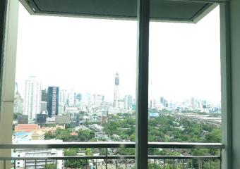 1 Bedroom For Rent in Circle Condominium