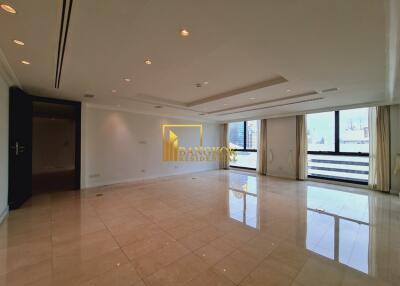 3 Bedroom Condo For Rent in Somkid Garden Chidlom