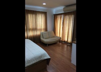 2 Bedroom Condo For Rent in Grand Heritage Thong Lo