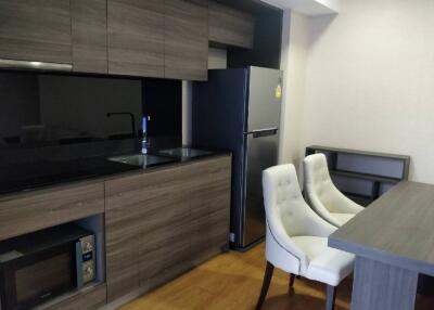 Klass Langsuan  2 Bed Condo For Rent in Chidlom