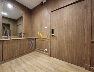 Renovated 3 Bedroom Asoke Apartment