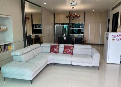 The Park Chidlom  2 Bedroom Condo For Rent