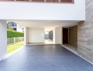 Parc Priva  Luxury House For Sale in Ratchada