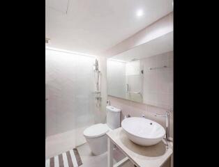 Petch 9 Tower  2 Bedroom Condo For Rent or Sale in Ratchathewi