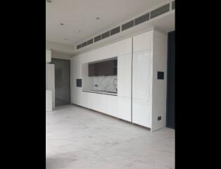 The Monument Thong Lo - Pet Friendly 2 Bedroom For Rent or Sale