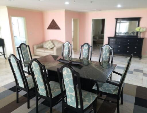 Kiarti Thanee City Mansion  2 Bedroom Phrom Phong Condo For Rent