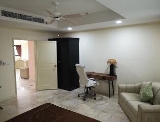 Kiarti Thanee City Mansion  2 Bedroom Phrom Phong Condo For Rent