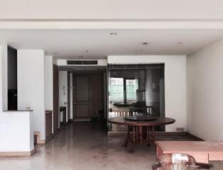 Baan Chaophraya  3 Bedroom Condo For Sale Near Riverside