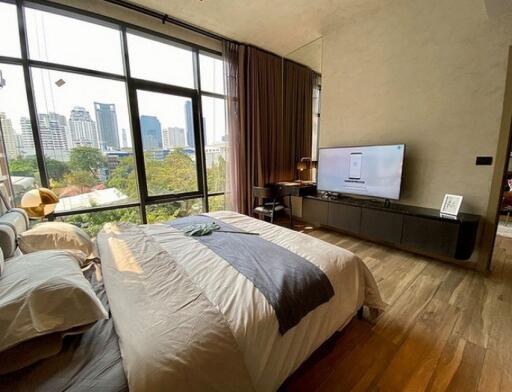 2 Bedroom Condo For Rent in The Lofts Asoke