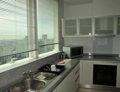 2 Bedroom Condo For Rent in Millennium Residence Asoke