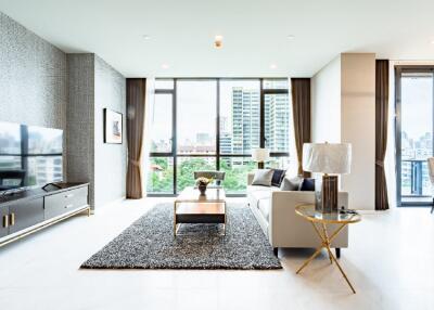 Stunning Two Bedroom Condo For Rent or Sale - The Monument Thong Lo