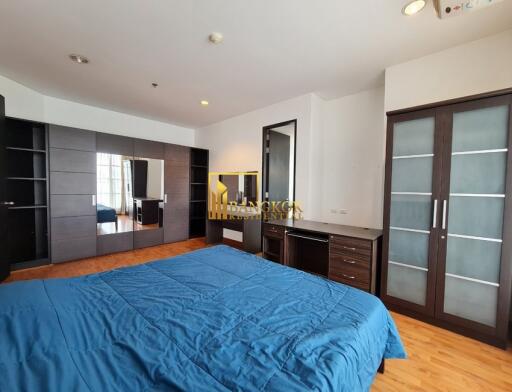 3 Bedroom Condo For Rent in Citi Smart Asoke