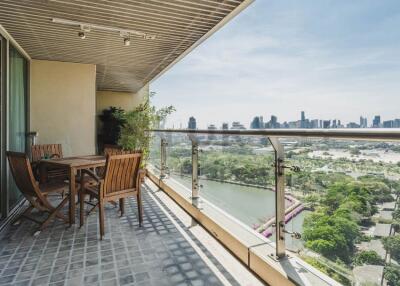 The Lakes  3 Bedroom Condo For Sale in Asoke