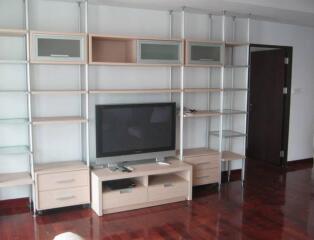 Urbana Langsuan  3 Bedroom Condo For Rent in Chidlom