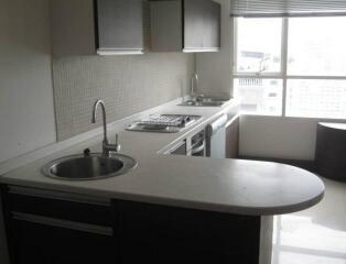 Urbana Langsuan  3 Bedroom Condo For Rent in Chidlom