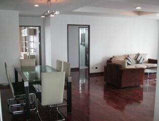 Urbana Langsuan  3 Bedroom Condo For Rent in Chidlom