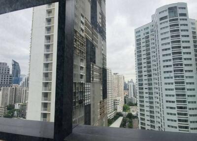 1 Bedroom For Rent in Park 24, Phrom Phong