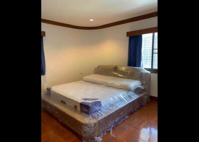 Tower Park  3 Bedroom Condo For Rent & Sale in Nana