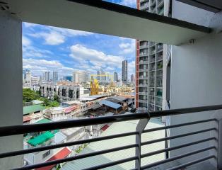 2 Bedroom Apartment For Rent in Sathorn