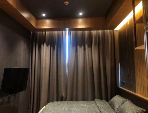 Furnished 1 Bed Condo in Khun By Yoo - Thonglor