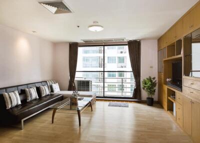 1 Bedroom For Rent in The Royal Place 2 Ratchadamri