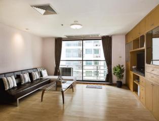 1 Bedroom For Rent in The Royal Place 2 Ratchadamri