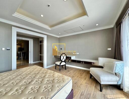 1 Bedroom For Rent in State Tower Sathorn